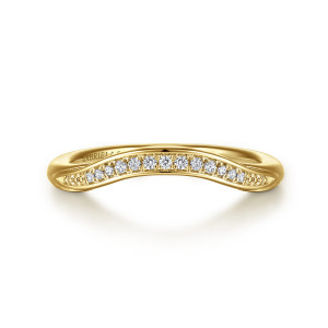 Gabriel & Co. WB16704E12Y44JJ 14 karat yellow gold Contemporary wedding band, front view of an arched band with a row of small stones and beaded pointed ends