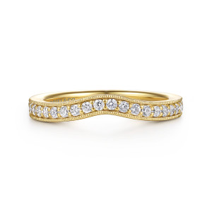 Gabriel & Co. WB16720O8Y44JJ 14 karat yellow gold Victorian wedding band, front view of a V shaped dip with diamonds between two beaded milgrain borders