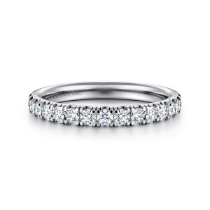 Gabriel & Co. WB16738M8W44JJ 14 karat white gold Contemporary wedding band, front view of larger round diamonds held by blocky, square shouldered prongs along the top