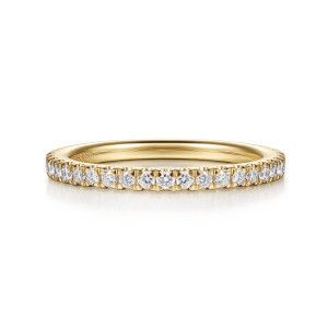 Gabriel & Co. WB16858G10Y44JJ 14 karat yellow gold Classic wedding band, front view of a single line of tiny round stones on a straight hoop