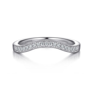 Gabriel & Co. WB16895R8W44JJ 14 karat white gold Victorian wedding band, front view of the sharp downward swoop with diamonds between two beaded borders