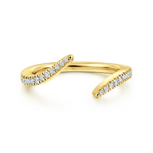 Gabriel & Co. WB16994M6Y44JJ 14 karat yellow gold Contemporary wedding band, front view of two tapered ends sweeping past each other, each edged with small round stones