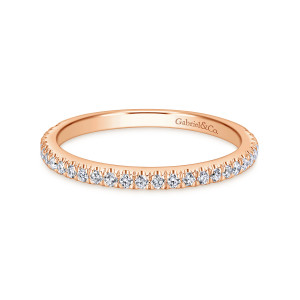 Gabriel & Co. WB7265K44JJ 14 karat rose gold Contemporary wedding band, front view of small round diamonds with pointed scalloped prongs along the upper edge of the hoop