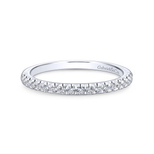 Gabriel & Co. WB913004P3W44JJ 14 karat white gold Contemporary wedding band, front view of the straight hoop with a scalloped line of small round diamonds