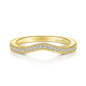 Gabriel & Co. WB914549R0Y44JJ 14 karat yellow gold Victorian wedding band, front view of a curved band with a row of small round diamonds rising to a central peak