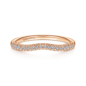 Gabriel & Co. WB914553R0K44JJ 14 karat rose gold Contemporary wedding band, front view of a gentle dip with round stones held by fluted prongs