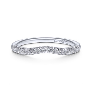 Gabriel & Co. WB914553R0W44JJ 14 karat white gold Contemporary wedding band, front view of the soft dip with round diamonds held in tiny scalloped prongs