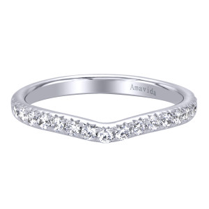 Gabriel & Co. WB9157W83JJ 18 karat white gold Contemporary wedding band, front view of the V shaped dip with a single diamond at its lowest point