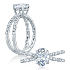 A.JAFFE 18 Karat Classic Engagement Ring ME2197Q