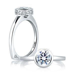 A Jaffe 14 Karat Signature Engagement Ring MES057