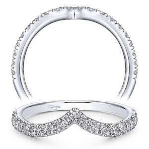Taryn 18 Karat White Gold Curved Wedding Band TW14053R4W44JJ