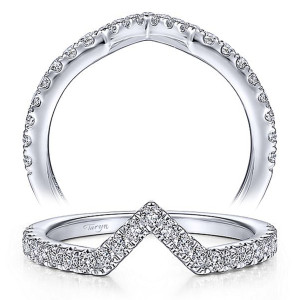 Taryn 18 Karat White Gold Curved Wedding Band TW14645R4W44JJ