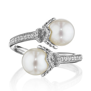 Verragio K-0250601-WR 14 Karat White Gold Petal Toi et Moi Diamond & Pearl Ring, front view of the bypass band with two pearls held in pave diamond petal caps
