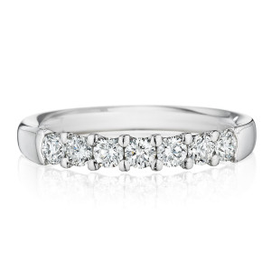244647 Christian Bauer 14 Karat Diamond Wedding Ring / Band