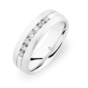 244744 Christian Bauer 18 Karat Diamond Wedding Ring / Band