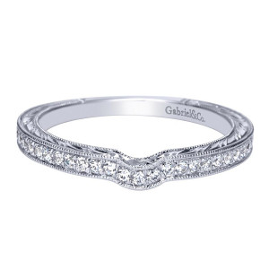 Gabriel 14 Karat Victorian Wedding Band WB8614W44JJ