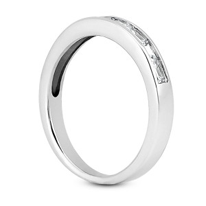 Taryn Collection 14 karat wedding ring