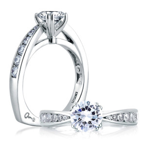 A Jaffe 18 Karat Signature Engagement Ring MES233