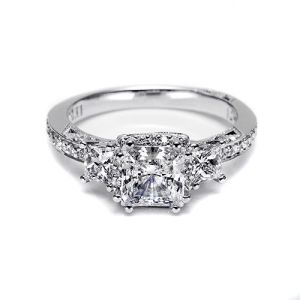 Tacori 18 Karat Dantela Engagement Ring 2622PRSMP