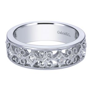 Gabriel 14 Karat Victorian Wedding Band WB4170W44JJ