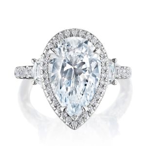 Tacori 269322PS14X9W 18 Karat Dantela 3 Stone Engagement Ring