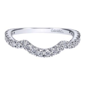 Gabriel 18 Karat Contemporary Wedding Band WB11996R6W83JJ