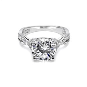 Tacori 18 Karat Crescent Silhouette Engagement Ring 2565RD5