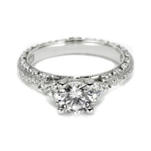 Tacori Crescent 18 Karat Engagement Ring HT2367P