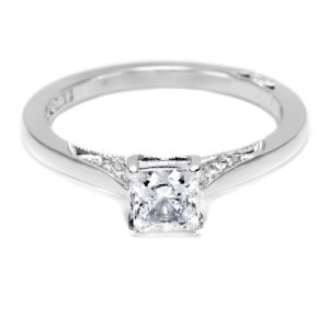 Tacori Dantela 18 Karat Engagement Ring 2638PR45