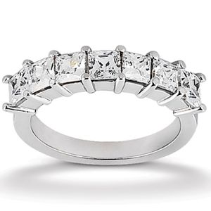 Diamond Seven Stone Band 14 Karat Taryn Collection TQD B-5672