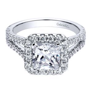 Gabriel - Savannah 14 Karat Princess Cut Halo Engagement Ring ER9403W44JJ