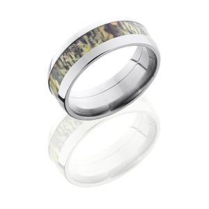 Lashbrook CAMO8D14-MOSSYOAK POLISH Camo Wedding Ring or Band