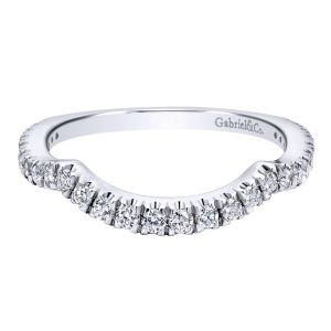 Gabriel 18 Karat Contemporary Wedding Band WB11992R8W83JJ