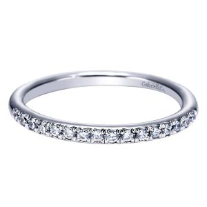 Gabriel 14 Karat Contemporary Wedding Band WB4221W44JJ