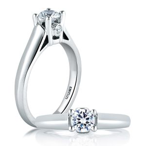 A Jaffe 14 Karat Classic Engagement Ring ME1256 / 04