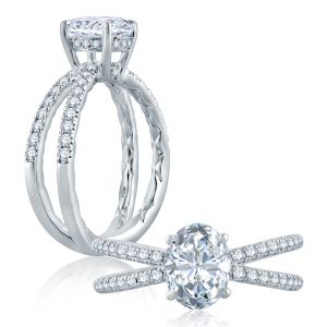 A.JAFFE 18 Karat Classic Engagement Ring ME2197Q