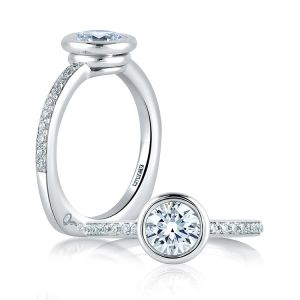 A Jaffe 18 Karat Signature Engagement Ring MES436