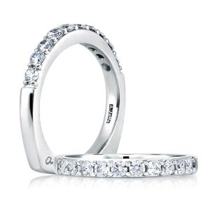 A Jaffe 18 Karat Diamond Wedding Ring MRS078 / 100