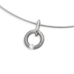 Steven Kretchmer - Round Tension Set Pendant in 18 Karat or Platinum