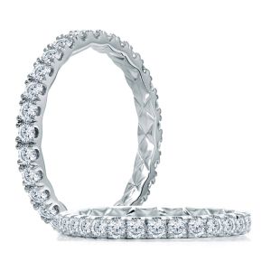 A.JAFFE 18 Karat Classic Diamond Wedding / Anniversary Ring WR1024Q