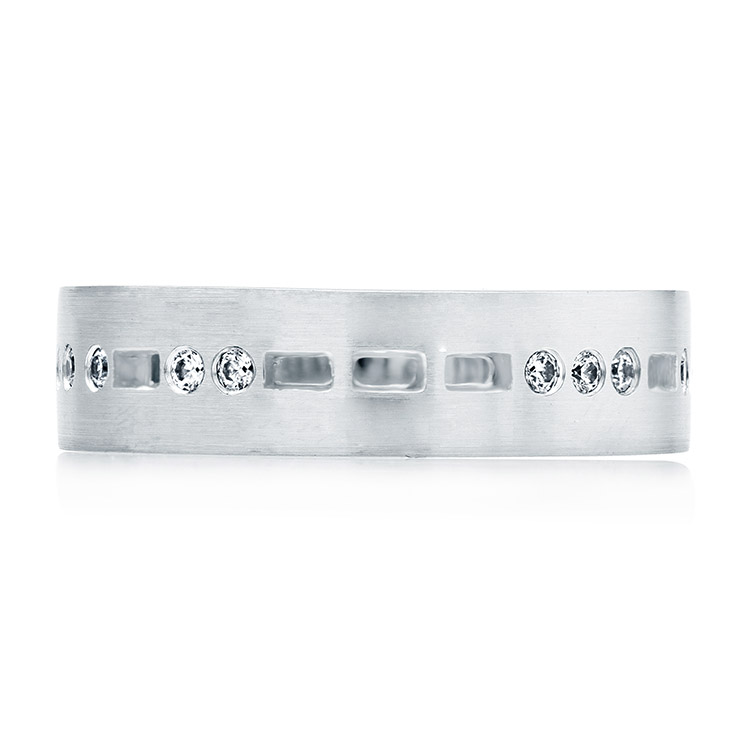 A Jaffe Classic 18 Karat  Diamond Wedding Ring GR0994 Alternative View 2