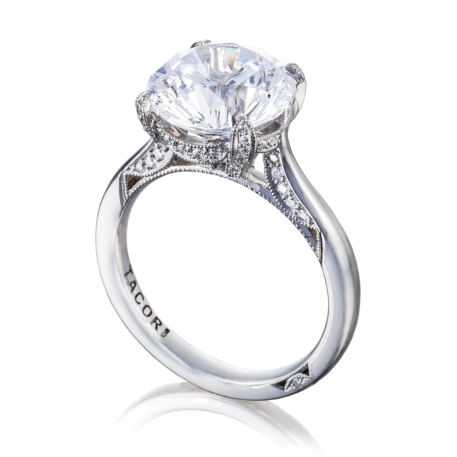 Tacori HT2625RD10 18 Karat RoyalT Engagement Ring
