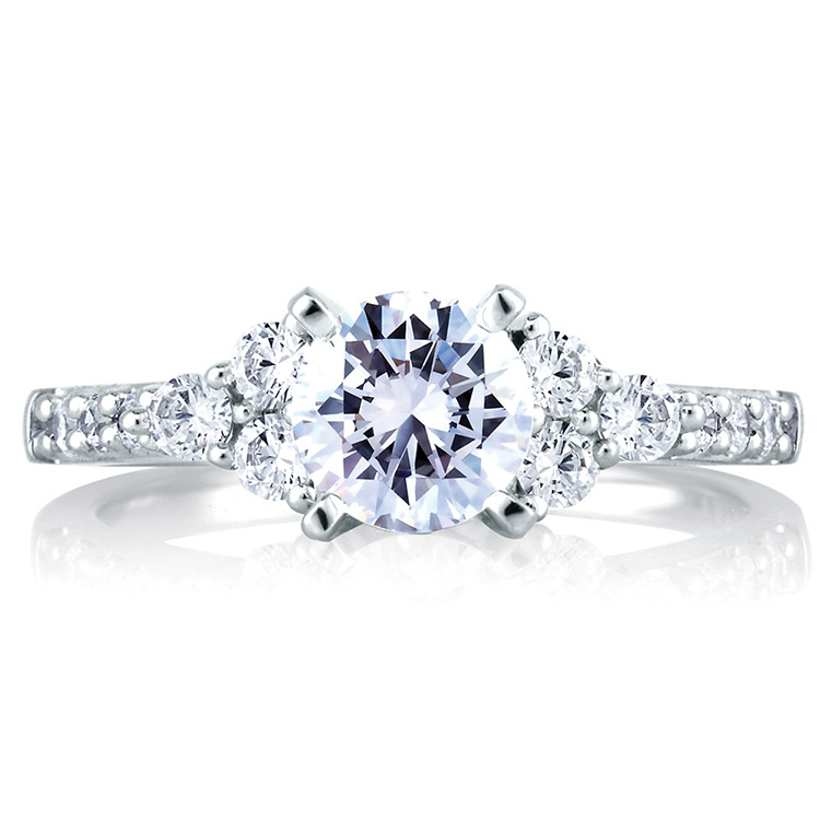 A Jaffe Platinum Classic Engagement Ring ME1290