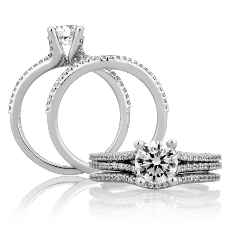 A Jaffe 14 Karat Diamond Engagement Ring ME1432