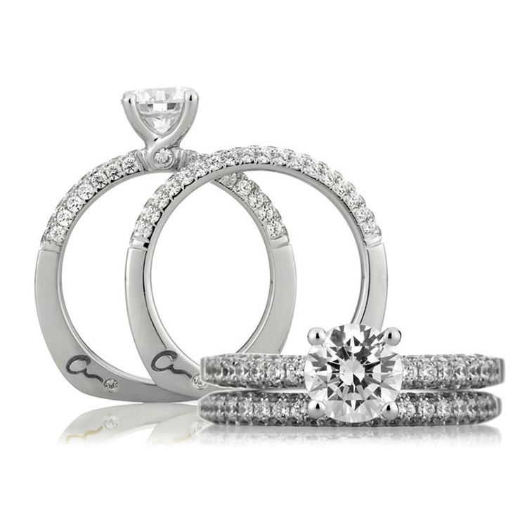 A Jaffe Platinum  Signature Engagement Ring MES307