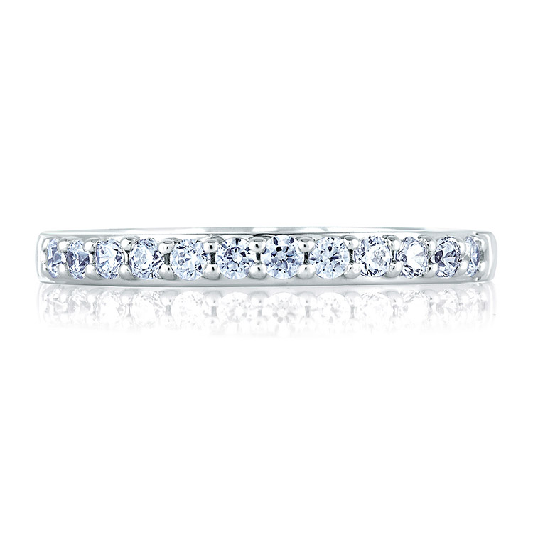 A Jaffe Classic Platinum Wedding Ring MR1353