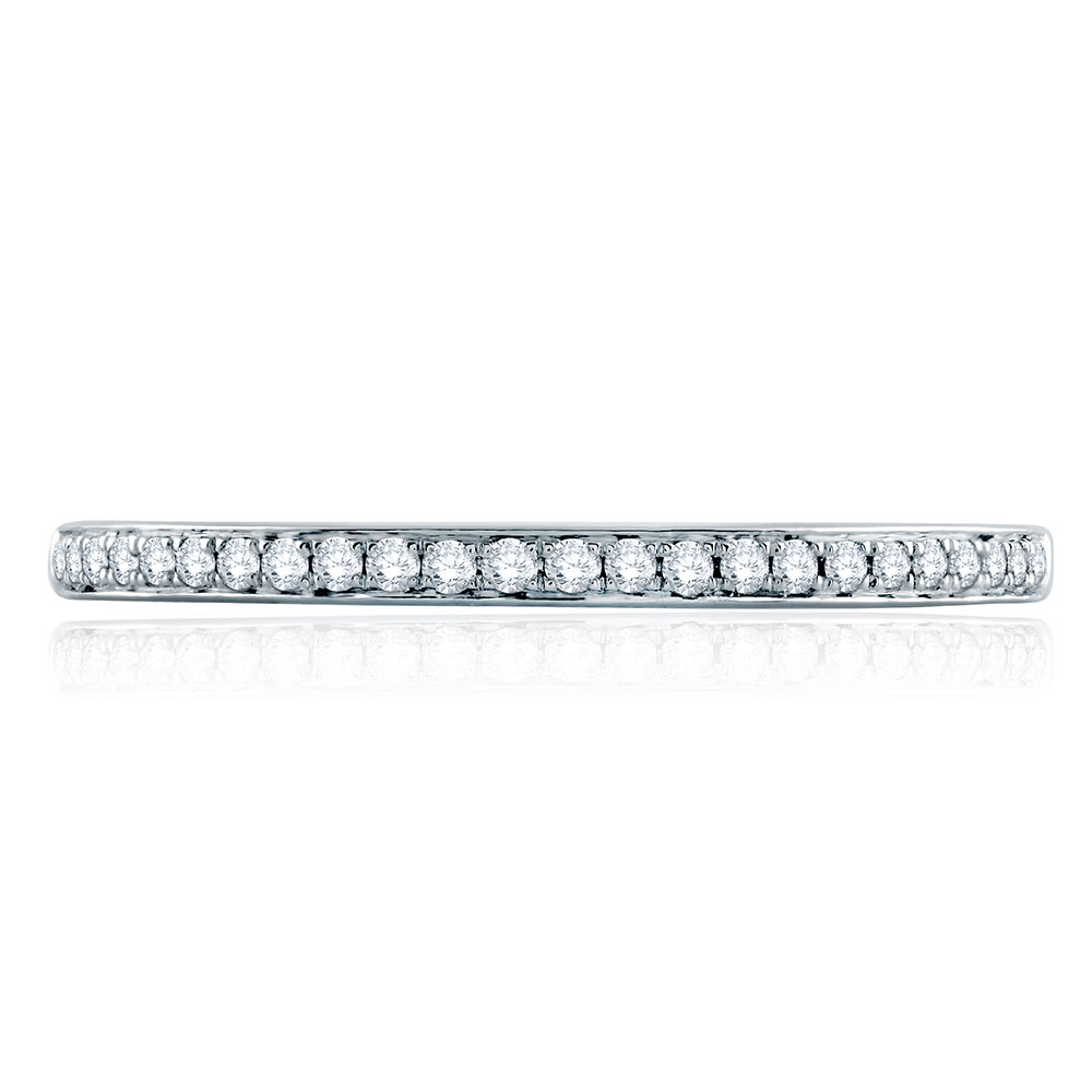 A Jaffe Classic 14 Karat Diamond Wedding Ring MR1557