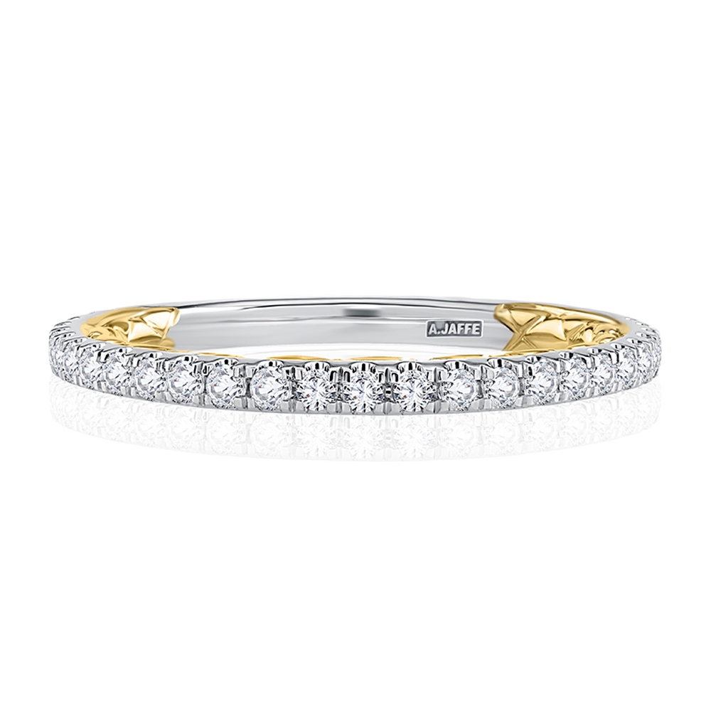 A.JAFFE 18 Karat Classic Diamond Wedding Ring MRCRD2332Q