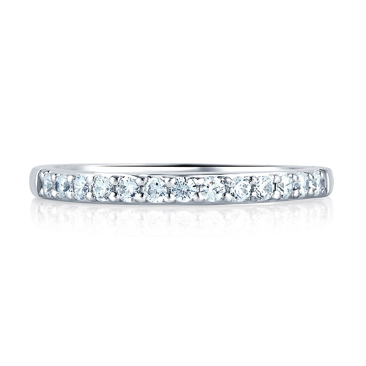 A Jaffe 18 Karat Signature Diamond Wedding Ring MRS279 Alternative View 2