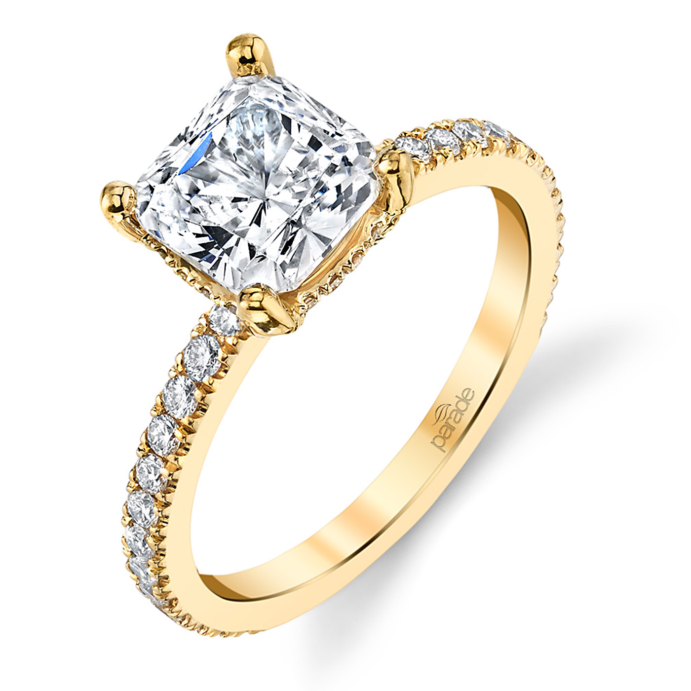 Parade New Classic Platinum Diamond Engagement Ring R3920
